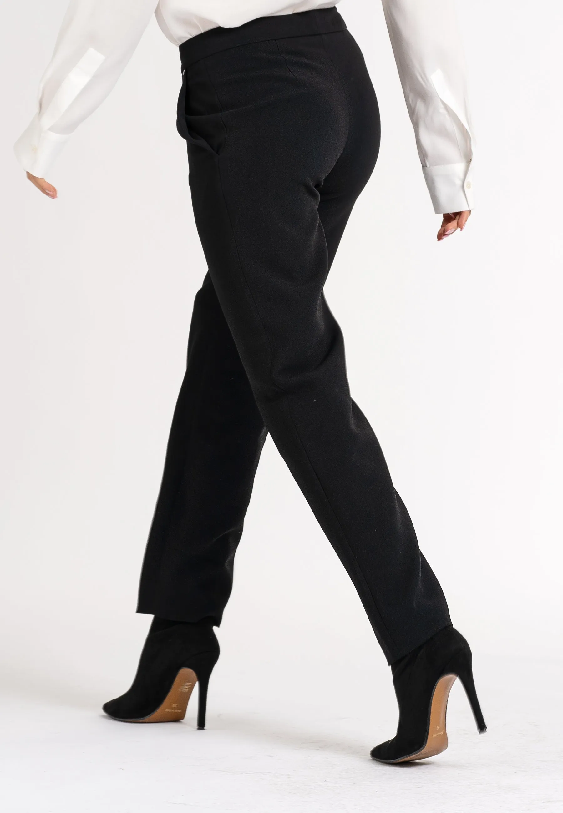 Darwin ankle-length trousers with side pockets
