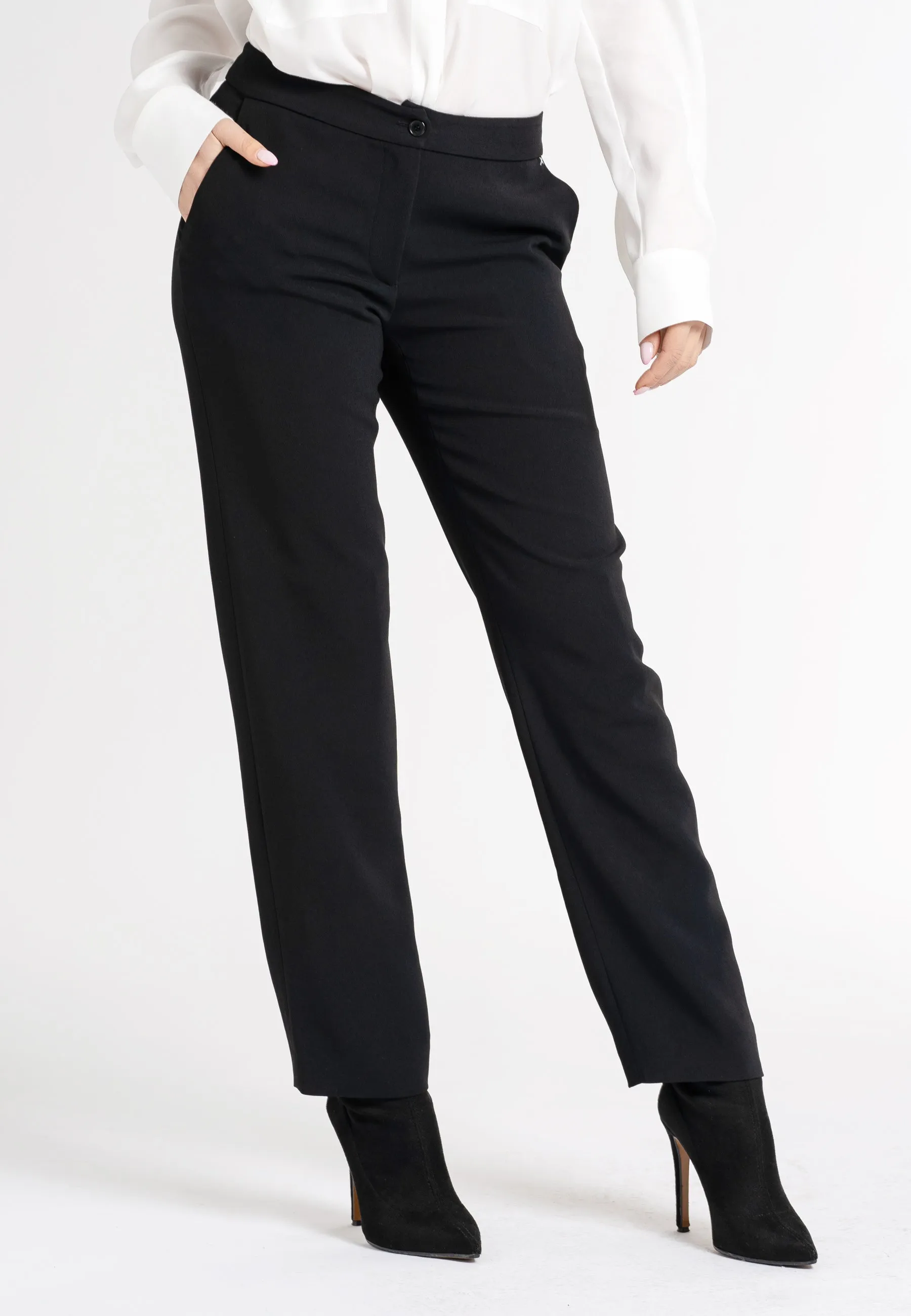 Darwin ankle-length trousers with side pockets