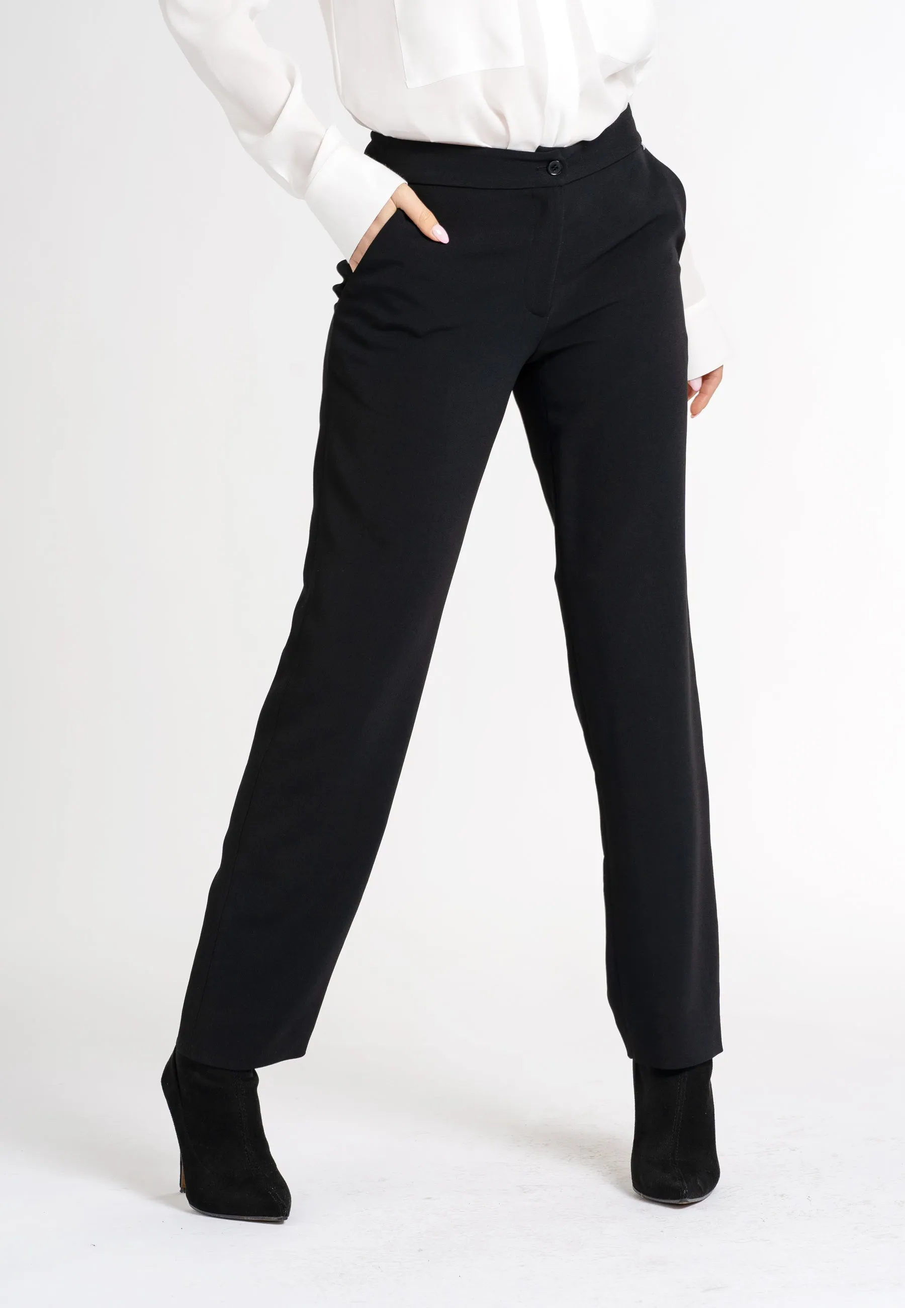 Darwin ankle-length trousers with side pockets