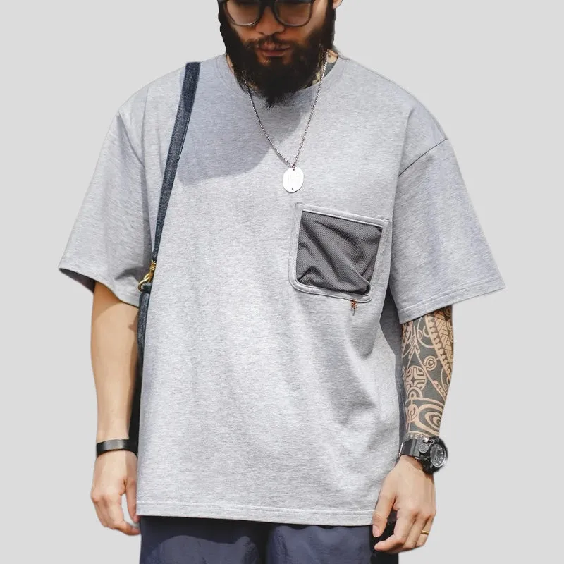 Hiking tee with mesh pocket
