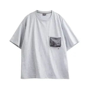 Hiking tee with mesh pocket