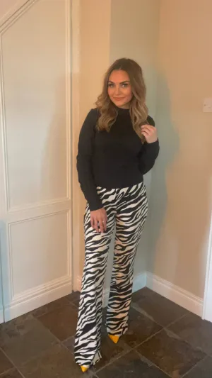 NM DESTINY HW FLARES - ZEBRA