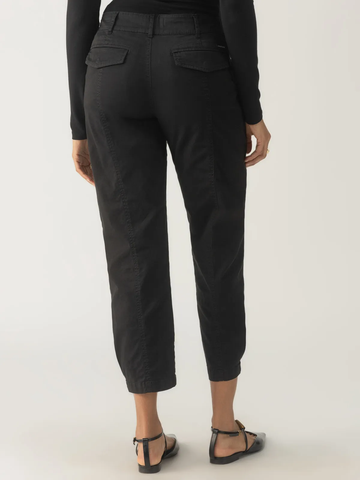 Sahara Tapered Standard Rise Pant Black