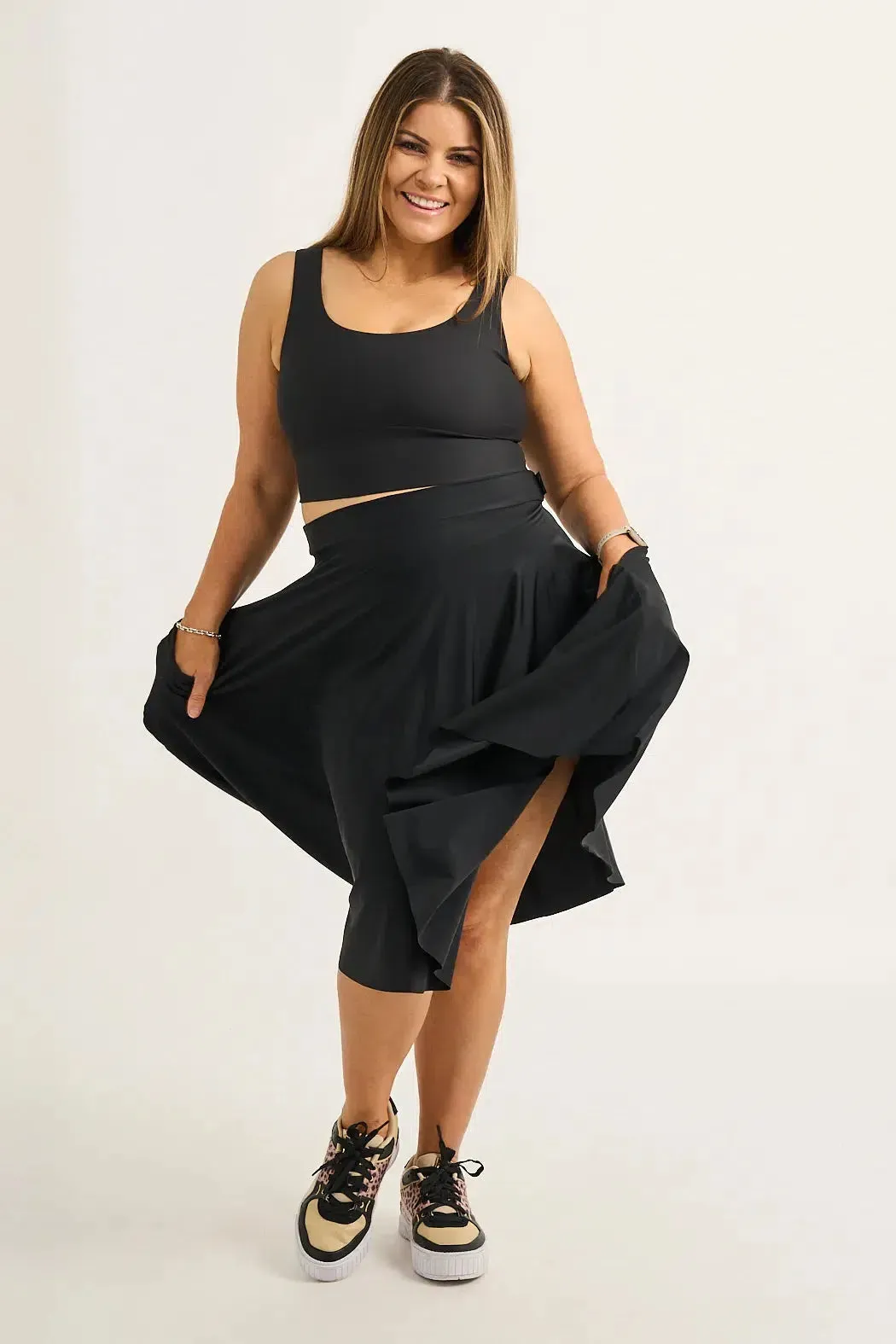 Silky Narrow Waisted Midi Skater Skirt W/ Pockets - Black