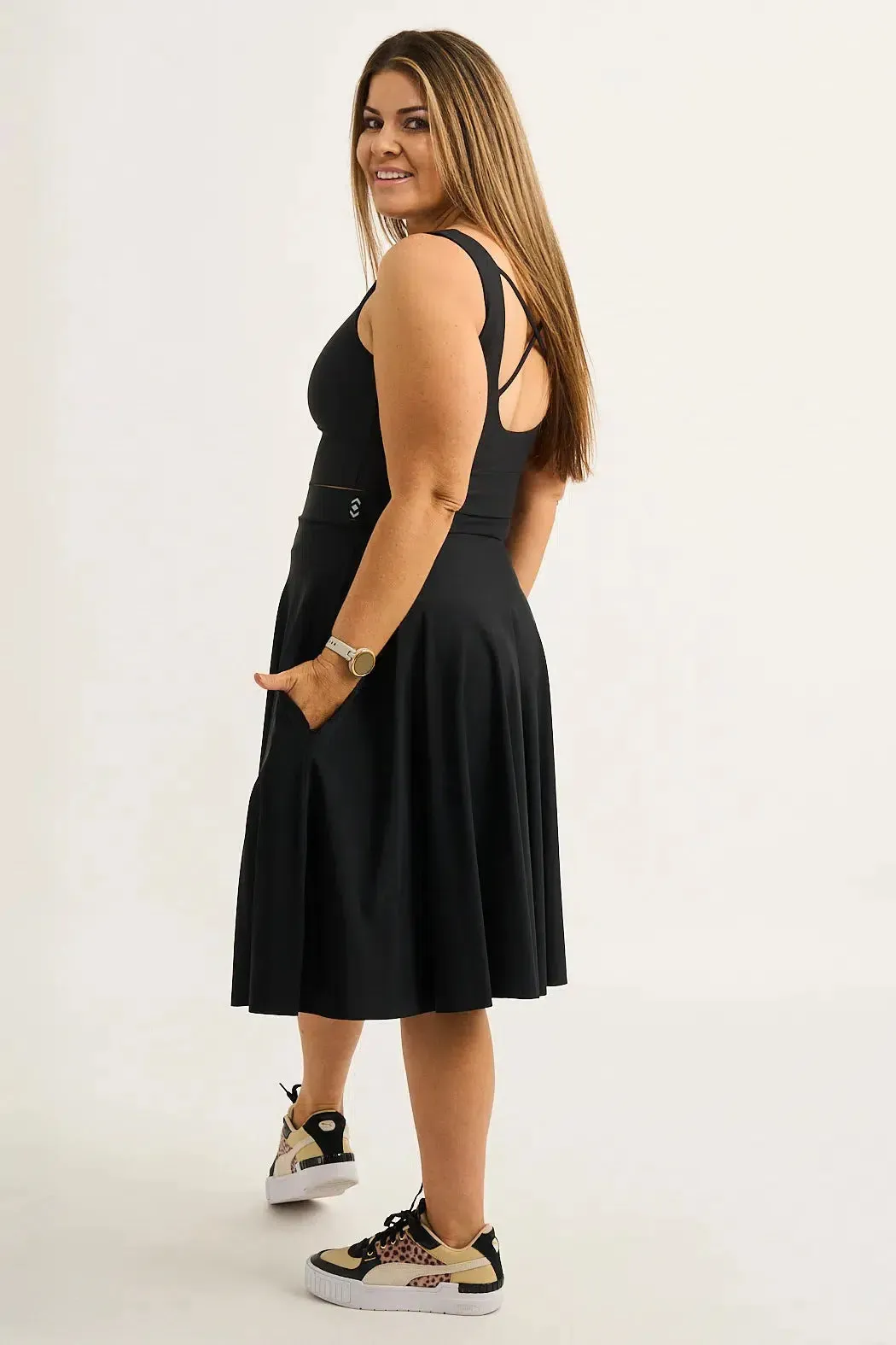 Silky Narrow Waisted Midi Skater Skirt W/ Pockets - Black